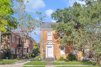 1842 W Alabama St, Houston, TX 77098