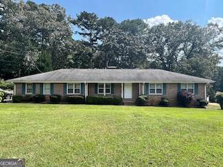 215 Old Oxford Rd, Covington, GA 30014