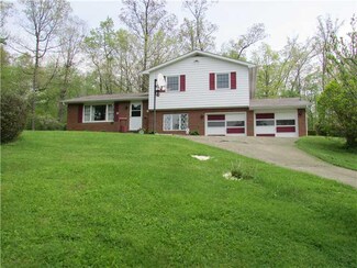 86 Pulaski Rd, Pulaski, PA 16143