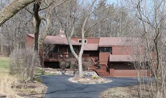 22320 W White Pine Rd, Kildeer, IL 60047