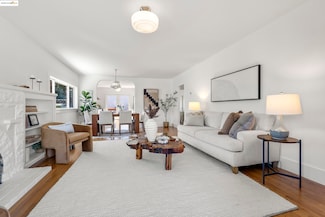 2514 Mathews St, Berkeley, CA 94702