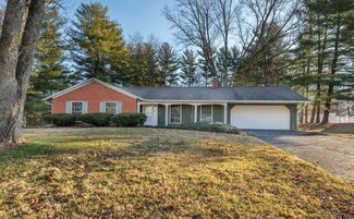 3820 N Collins Dr, Bloomington, IN 47404