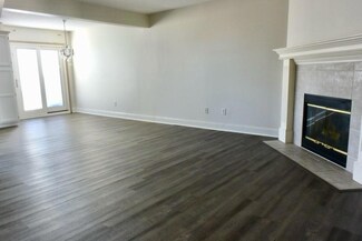 5591 NW Sunrise Meadow Ln, Lees Summit, MO 64064