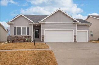 6392 NE 8th Ct, Des Moines, IA 50313
