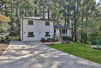 1770 Austin Dr, Decatur, GA 30032