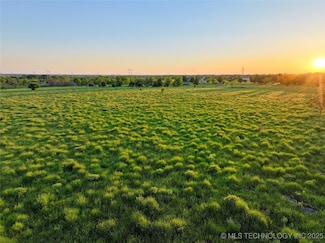 20 S 4110 Rd, Oologah, OK 74053