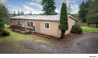 23912 S Upper Highland Rd, Beavercreek, OR 97004