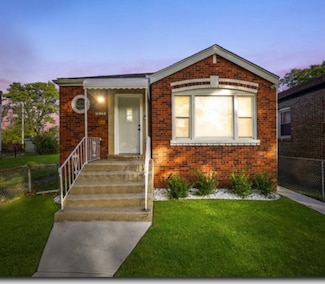11925 S Lafayette Ave, Chicago, IL 60628