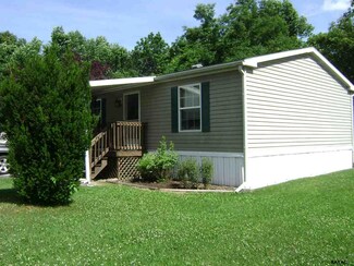 39 Cheyenne Ct, Windsor, PA 17366