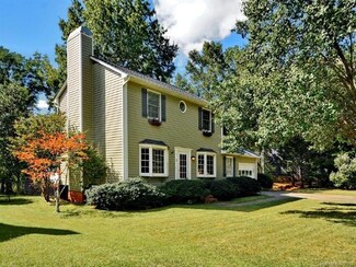 3 Trappers Run Dr, Asheville, NC 28805