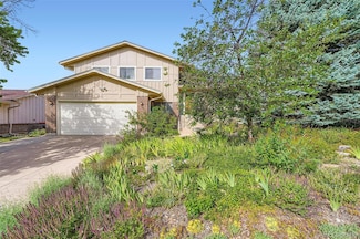 13934 W Warren Dr, Lakewood, CO 80228
