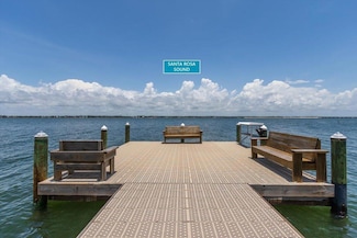 1440 Paradise Point Dr Unit 13, Navarre, FL 32566
