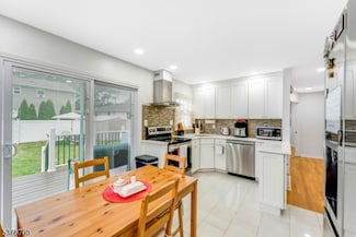 277 Orchard St, Rahway, NJ 07065