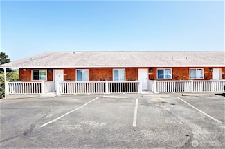 1515 Ocean Beach Blvd N Unit 202, Long Beach, WA 98631