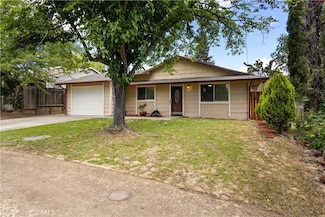 316 Robin Hill Dr, Lakeport, CA 95453