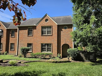 251 Westchase Dr Unit 251, Nashville, TN 37205