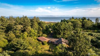 3756 State Route 105, Tokeland, WA 98590