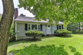 53 Lietrim Cir, Centerville, MA 02632