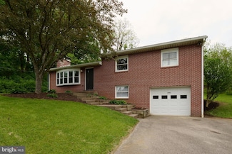 1581 W Branch Rd, State College, PA 16801