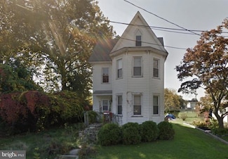 18 Pearl St, Penns Grove, NJ 08069