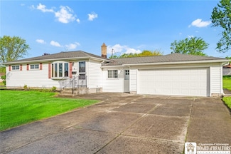 6 Regal St, Depew, NY 14043