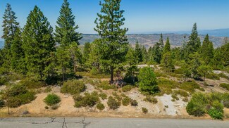 40 Fawn Lilly Ln, Shaver Lake, CA 93664