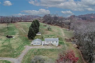 564 Henry Rd, Homer City, PA 15748