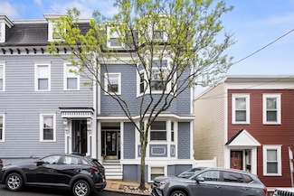 57 Telegraph St Unit 2, Boston, MA 02127