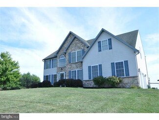6018 Makala Ct, Germansville, PA 18053