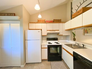 73 Chilton Ln, Brewster, MA 02631