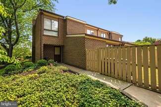 1 Pacers Ln, Pikesville, MD 21208