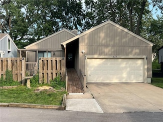 8237 N Chatham Ave, Kansas City, MO 64151