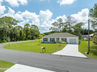 499 Grenadier Ave NW, Palm Bay, FL 32907