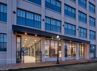33 Ashland Ave Unit 330, West Orange, NJ 07052
