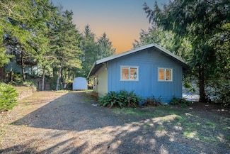 5415 NW Grand Ave, Oceanside, OR 97134