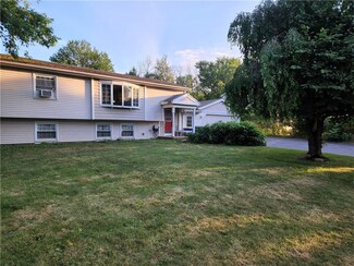23 Spinley Ct, Rochester, NY 14626