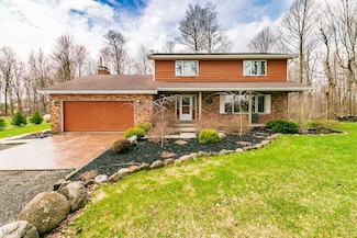 13554 Hale Rd, Burton, OH 44021