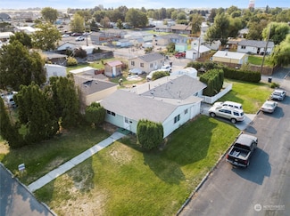 1206 E Hemlock St, Othello, WA 99344