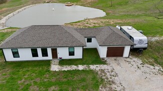 12490 Arrow Wood Dr, Tebbetts, MO 65080