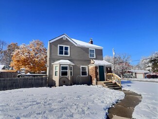 119 N John St, Angola, IN 46703