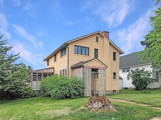 310 W Madison St, Elizabeth, IL 61028