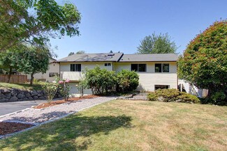 12315 SE 46th Ct, Bellevue, WA 98006