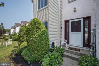 81 Yellowwood Ct, Glassboro, NJ 08028