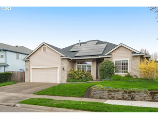 275 NE Kirra St, Hillsboro, OR 97124