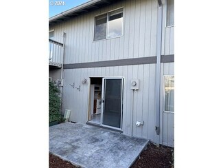 5304 NE 84th Loop Unit D3, Vancouver, WA 98662