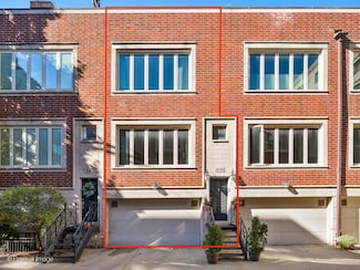 838 W Ancona St, Chicago, IL 60642