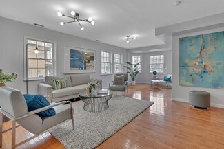 520 Hudson Ave Unit 2, Weehawken, NJ 07086