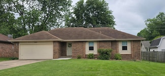 2782 W Swan St, Springfield, MO 65807