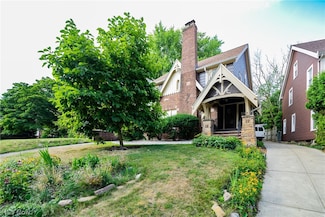 3710 Washington Blvd, University Heights, OH 44118