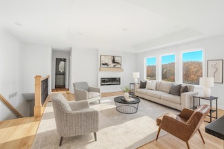 4312 Stone Mountain Pkwy, Columbia, MO 65201